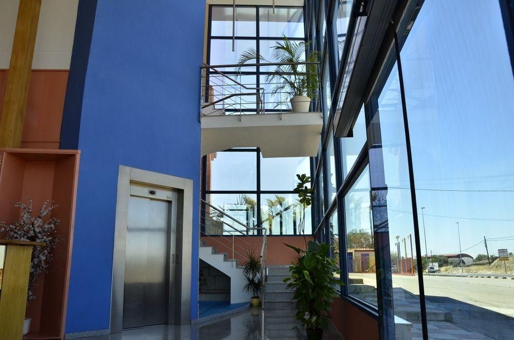 Hotel Los Barruecos By Croma Malpartida de Cáceres 外观 照片