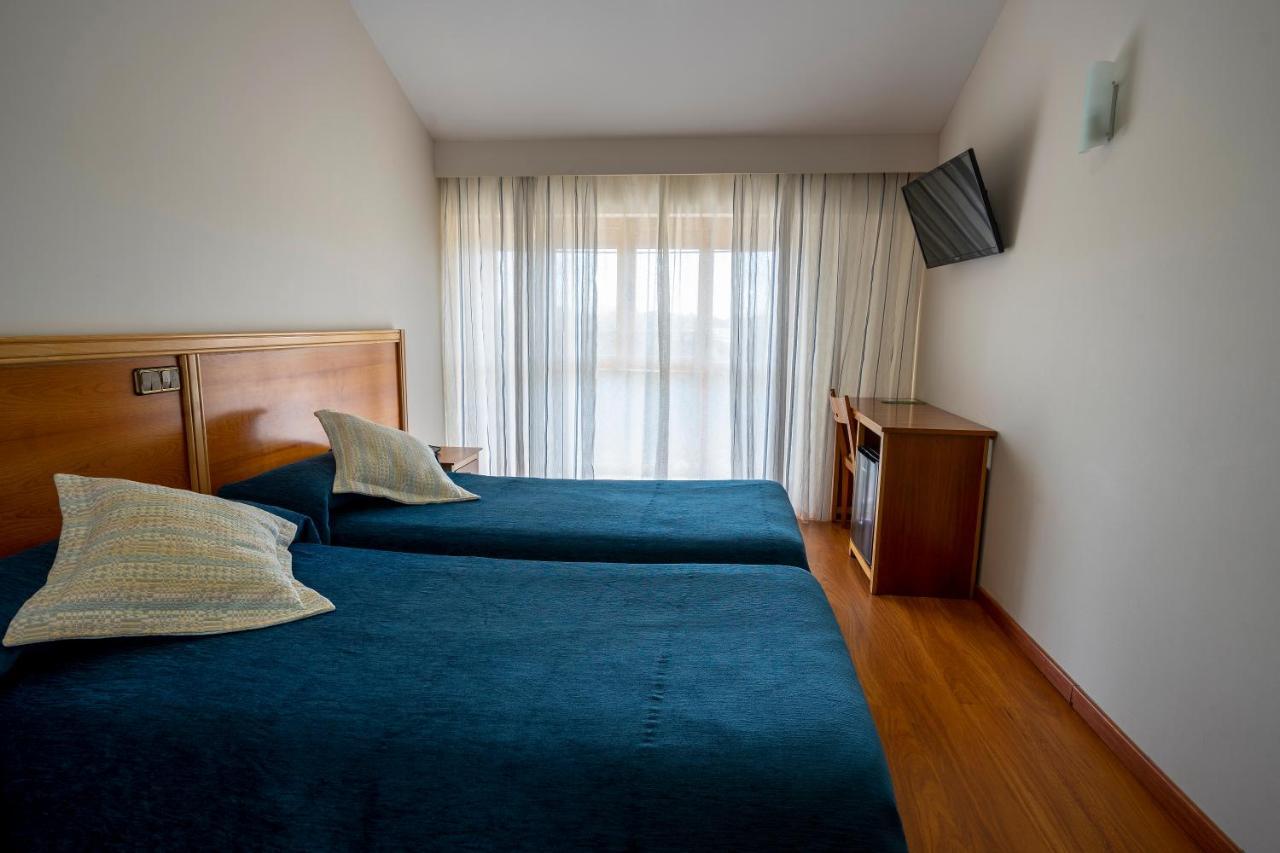 Hotel Los Barruecos By Croma Malpartida de Cáceres 外观 照片